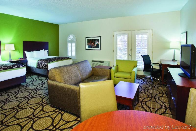 מלון La Quinta By Wyndham Conference Center פרסקוט מראה חיצוני תמונה